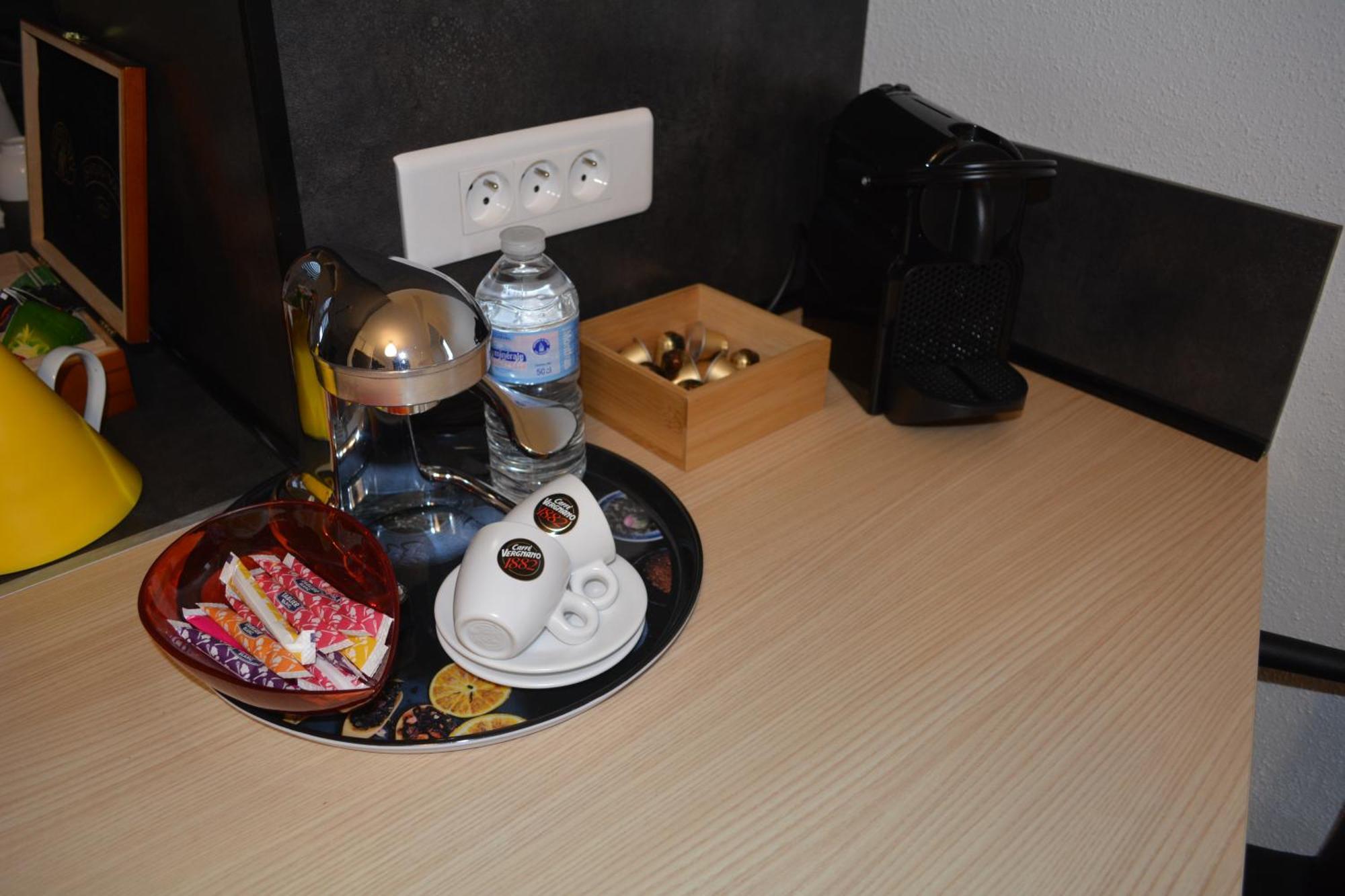 Appartement-Terrasse Parking Prive Meuble De Tourisme 4 Etoiles Бельфор Экстерьер фото