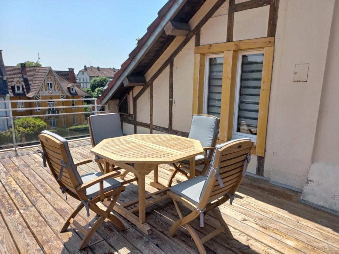 Appartement-Terrasse Parking Prive Meuble De Tourisme 4 Etoiles Бельфор Экстерьер фото